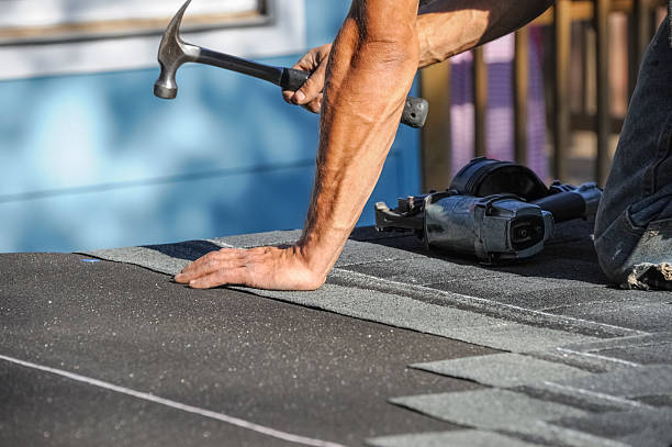 Reliable Emergency Roof Repair contractor in Maplewood, MN by Ben Roofing and Steel LLC